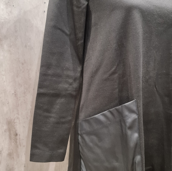 BCBGMAXAZRIA BLACK SWING DRESS WITH VEGAN LEATHER POCKETS SIZE S EUC - Picture 4 of 8